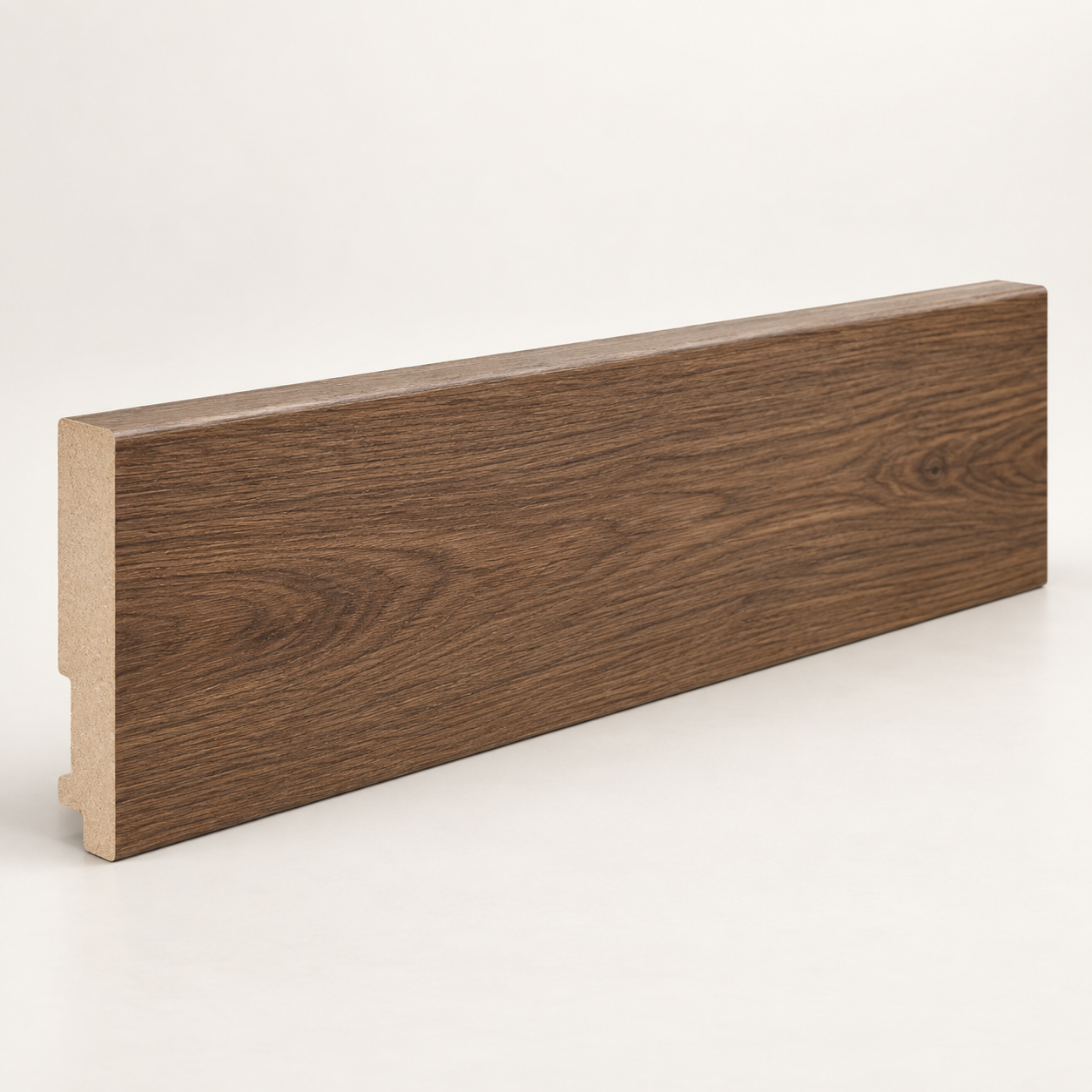 قرنیز MDF طرح گردویی ۹ سانتی‌متر